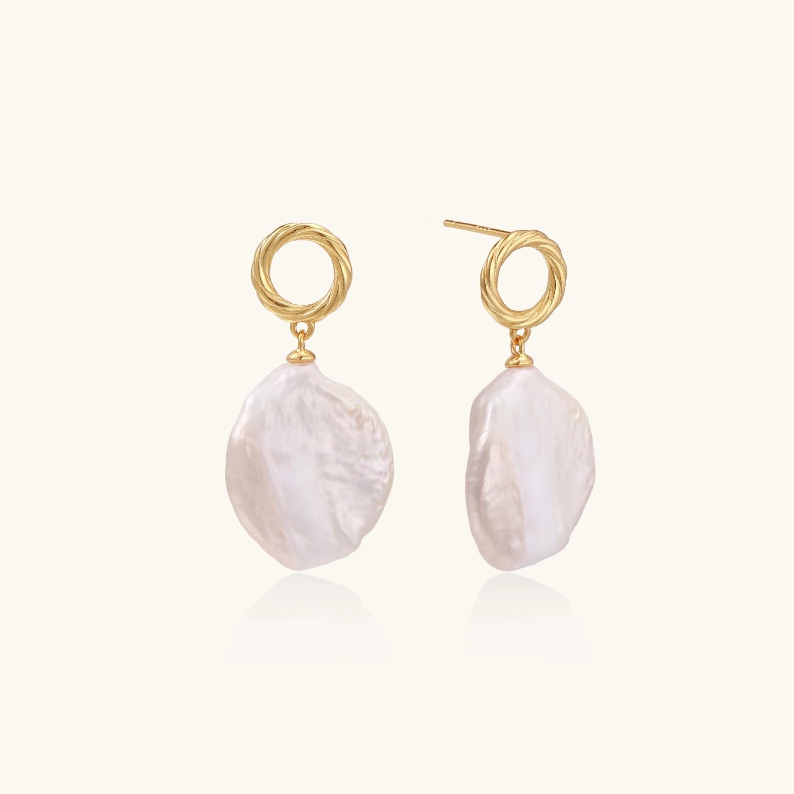Pearl Glow Drop Earrings
